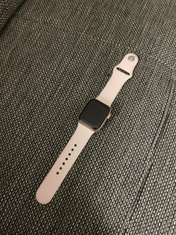 Apple Watch Series 5 40mm - 5