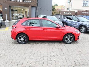 Hyundai i30 HB 1.0T-GDI 88kW COMFORT 1MAJITEL FAMILY DPH - 5