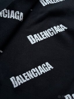 Balenciaga sveter - 5