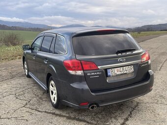 Subaru Legacy 2.0 110kW, benzín, rok výroby 2010 - 5