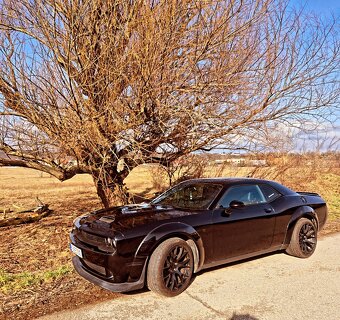 Dodge challenger 5.7 hemi v8 2016, 280 kw - 5