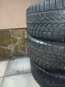 Bridgestone 235/60/R18 zimné - 5