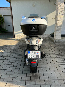 Piaggio 350 ST ABC/ASR - 5