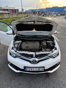 Toyota Auris - 5