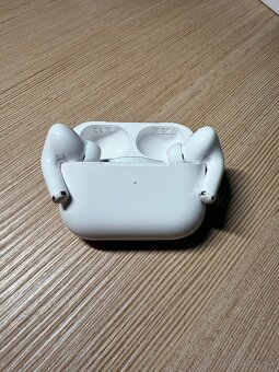 Minimálne použité, Airpods Pro 2. Generácie - 5