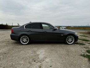 BMW E90 325d - 5