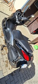 Yamaha xmax125 - 5