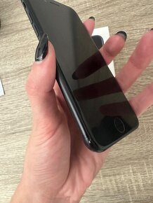 iPhone SE 2020 64 GB Black - 5