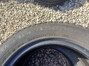 Celoročne pneu Goodyear 235/55/17-99V - 5