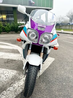 Yamaha FZR600 12500km - 5