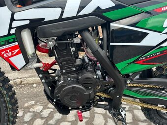 Enduro ASIX XT 97 300 vodou chladený + Štartér - 5