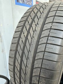 Predám Good Year EAGLE F1 255/55 R18 RunFlat - 5