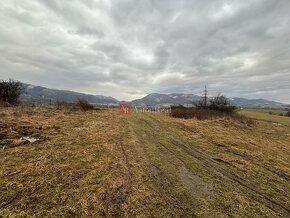 Na predaj rekreačný pozemok v Gbeľanoch 2996m2 - 5