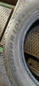 Predám 2ks.letné pneumatiky 215/60R17. - 5