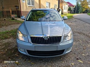 ŠKODA OCTAVIA COMBI 2 FACELIT 1.9 TDI ELEGANCE - 5