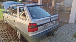 Škoda Felicia combi 1,6 benzin - 5