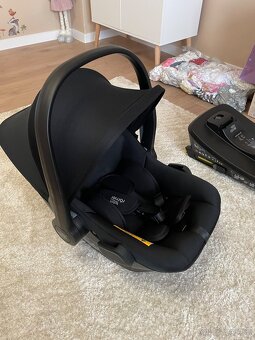 BRITAX RÖMER set Baby-Safe Core + zakladňa s isofixom - 5