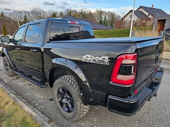 Dodge RAM 5.7L V8 2021 - 5