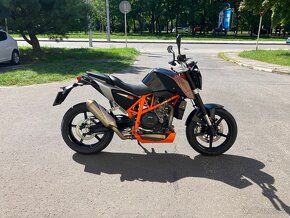 KTM 690 DUKE, 1.majitel, rok 2012 - 5