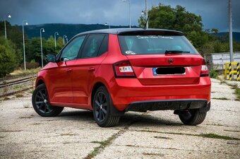 Škoda Fabia 1.2 TSI 110k červená - 5