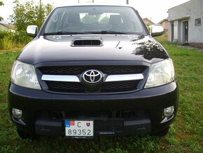 Toyota Hilux 3.0 D-4D 126Kw M5 - 5