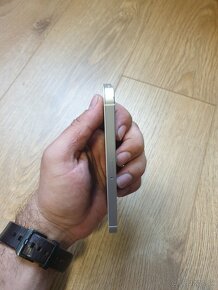 iPhone SE 2016 64GB - 5