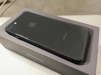 iPhone 8 64Gb - Pekný stav - 5