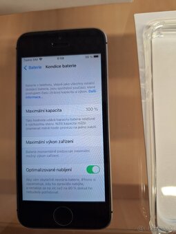 iPhone SE (2016) 32GB+sluchátka - 5