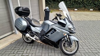 Kawasaki GTR 1400 2008 - 5