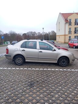 FABIA SEDAN 1.2 - 5