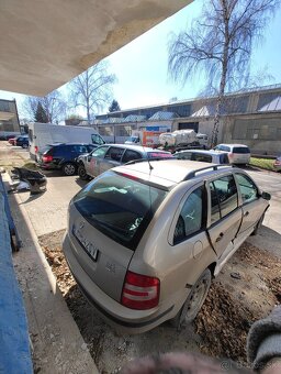 Škoda Fabia 2005 1.2htp facelift zlatá metalíza - 5