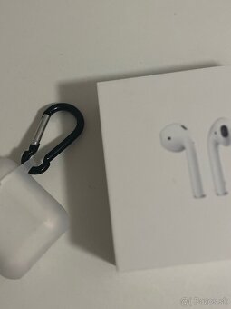 air pods  - 5