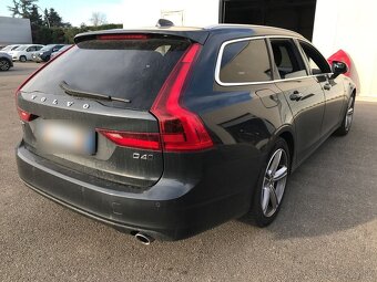 Volvo V90 D4,Momentum,4x4, A/T - 5