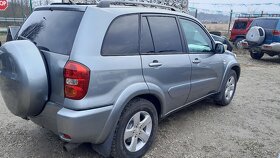 Toyota RAV4 2.0 benzin 4x4 110 kw 11/2003 - 5