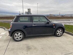 Mini. Cooper one R56 - 5