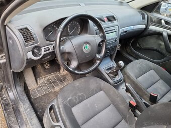 ROZPREDAM SKODA OCTAVIA 2 4x4 na diely EU VERZIA - 5