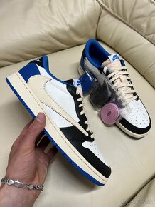 Nike x Travis Scott x Fragment Air Jordan 1 Low OG SP - 5