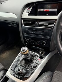 Rozpredam Audi A4 B8 2.0 TDi S-line . Kod motora : CAGA . - 5