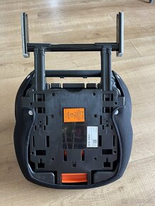 Detska autosedacka Cybex XFix 16-35kg cierna - 5