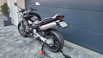 Honda Hornet 900. SC48. Rok 2005 - 5