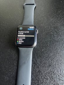 Apple Watch 4 44mm - 5