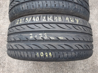 225/40 ZR18  -letné Pirelli - 5