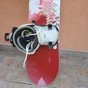 predám snowboardovy set 143cm - 5