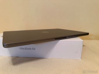 MacBook Air 15 8/256GB grey 100% stav - 5