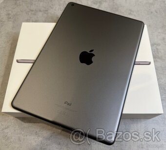 Apple iPad 2021 10.2-inch iPad Wi-Fi 64GB - Vesmírne šedý - 5