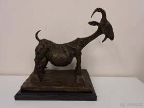 Bronzová socha Koza - 5