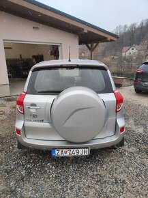 Toyota RAV4, 2,2 d, 100 kw, 4x4, r. 2008 - 5