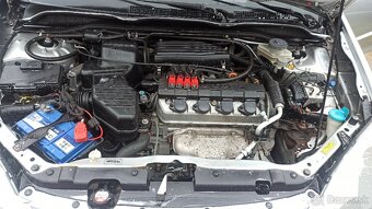 HONDA CIVIC 7g 1,4 i - 5