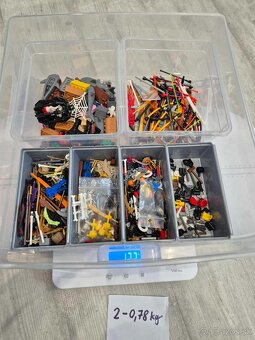 LEGO MIX 33kg + 10320 + 21322 (2x) - 5