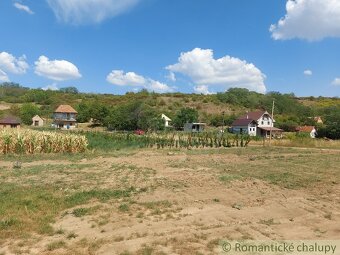 Pozemok s pôvodnou pivnicou na viničnom vŕšku v obci Modra - 5